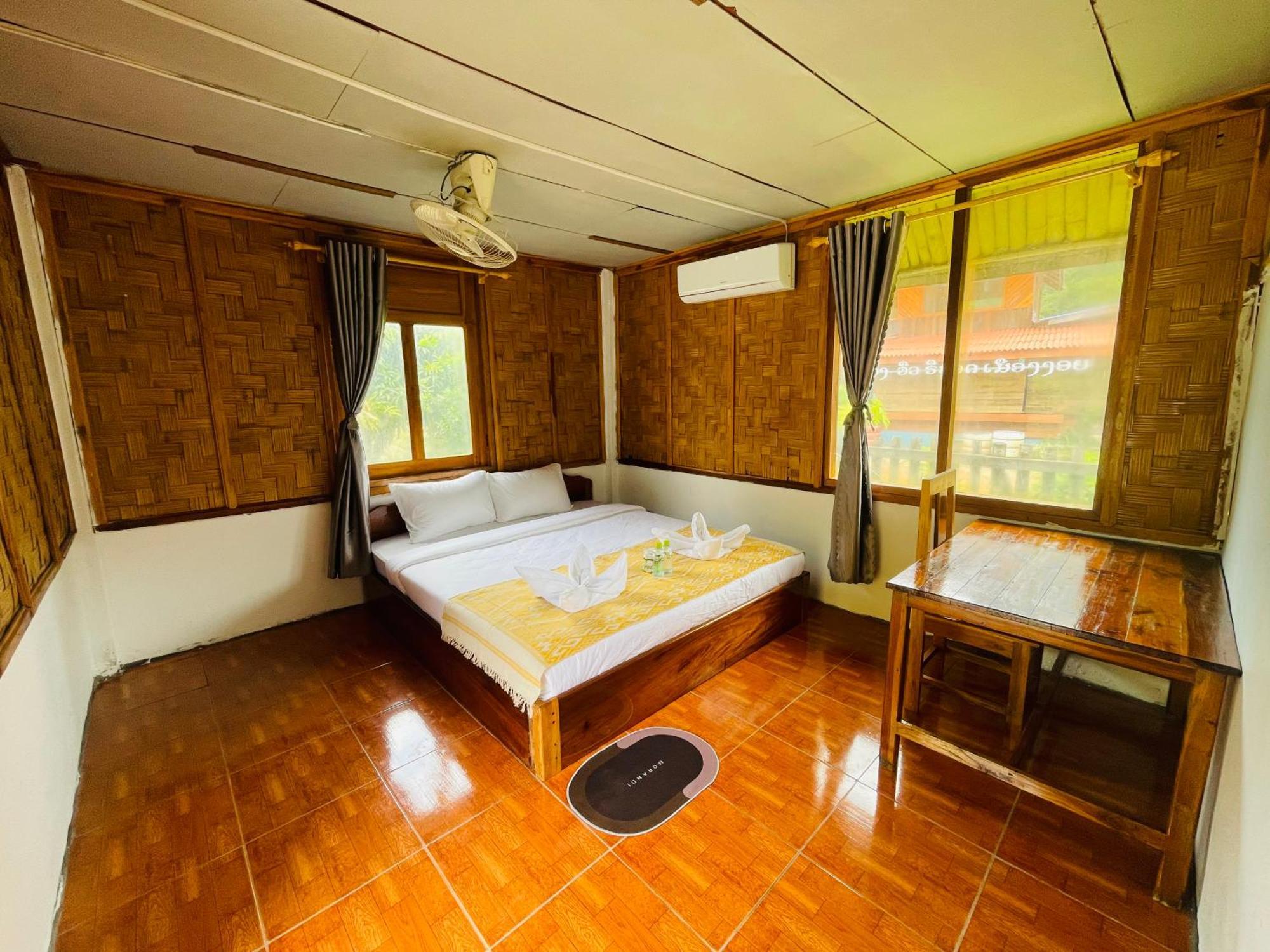Nong Khiaw Ing Ing Mountain View Bed and Breakfast Buitenkant foto