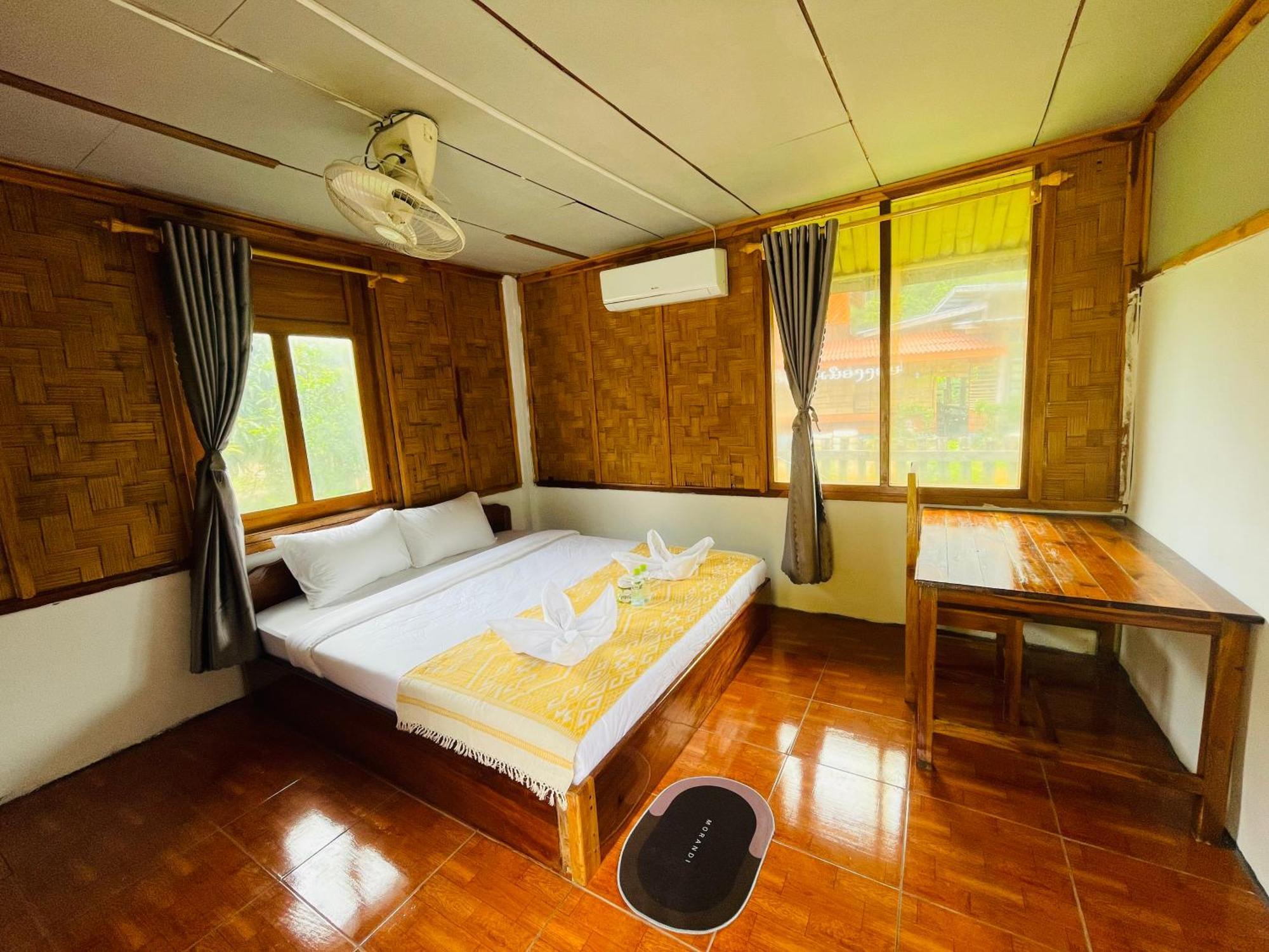 Nong Khiaw Ing Ing Mountain View Bed and Breakfast Buitenkant foto
