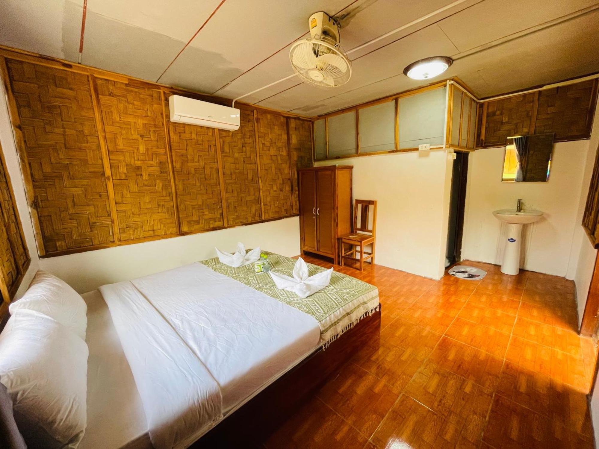 Nong Khiaw Ing Ing Mountain View Bed and Breakfast Buitenkant foto